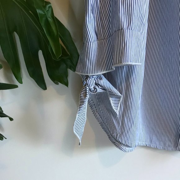 Off the shoulder pin stripe dress - Picture 3 of 6